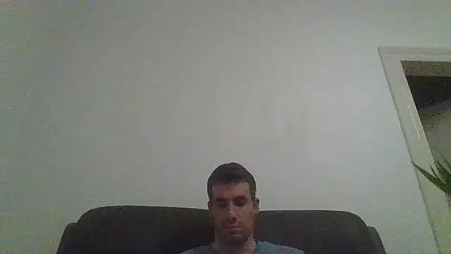 JulioIsHere4you online show from November 14, 11:24 pm