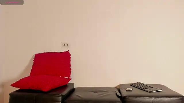 Dark chanel online show from November 14, 4:33 am