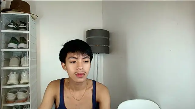 Snapshot of KentAivan chatting on September 24, 5:27 pm KentAivan online show from September 24, 5:27 pm