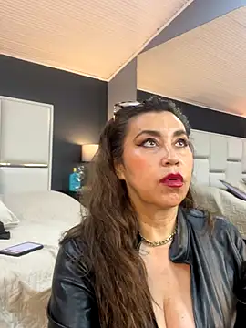 Samantha Milf   online show from September 13, 7:46 pm