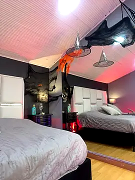 Samantha Milf   online show from October 24, 7:54 pm