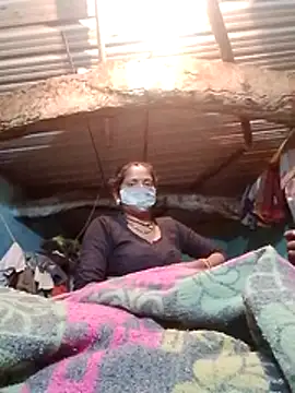 Snapshot of CUTE-004 chatting on February 16, 4:58 pm CUTE-004 online show from February 16, 4:58 pm