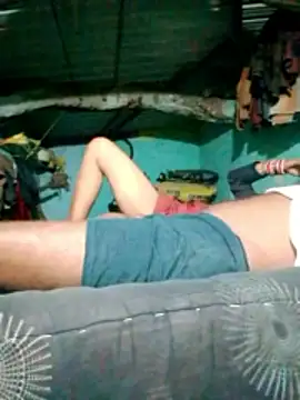 CUTE-004 online show from April 1, 5:43 pm