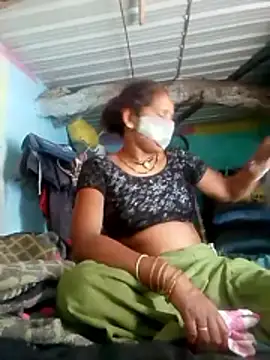 CUTE-004 online show from April 19, 8:24 am