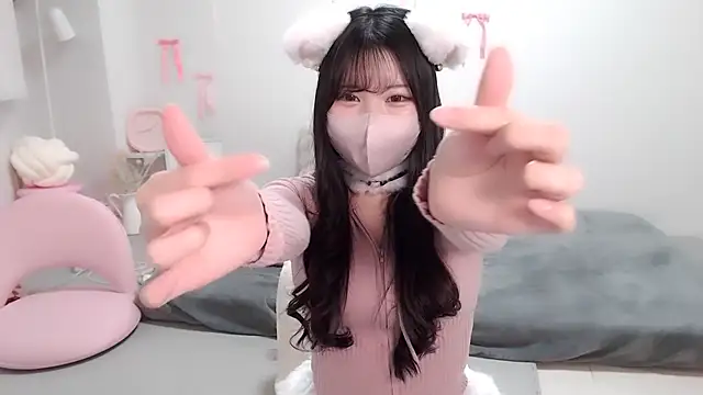 moka-neko online show from February 22, 1:42 pm