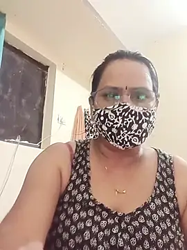 Snapshot of Your-vipasha chatting on July 31, 6:40 pm Your-vipasha online show from July 31, 6:40 pm