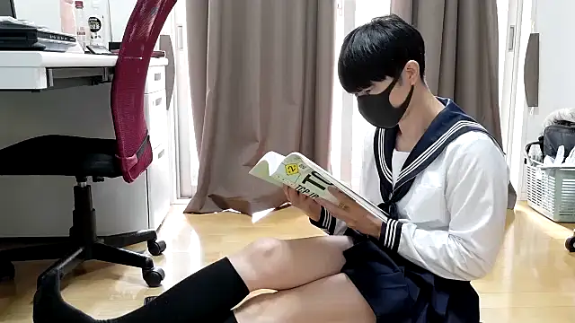 Snapshot of shin_brief chatting on September 30, 5:34 am shin brief online show from September 30, 5:34 am