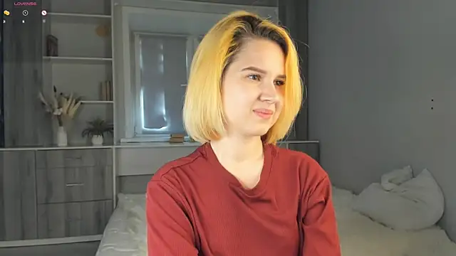 AgnesSonnek online show from September 21, 1:18 am