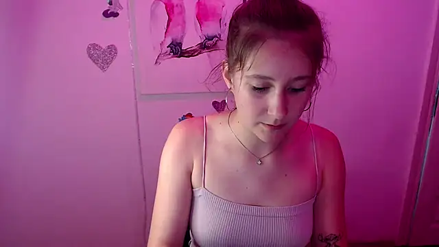 Snapshot of Milka_kamila chatting on September 9, 1:32 pm Milka kamila online show from September 9, 1:32 pm