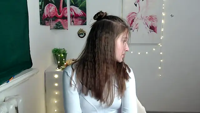 Snapshot of Milka_kamila chatting on October 2, 12:23 pm Milka kamila online show from October 2, 12:23 pm