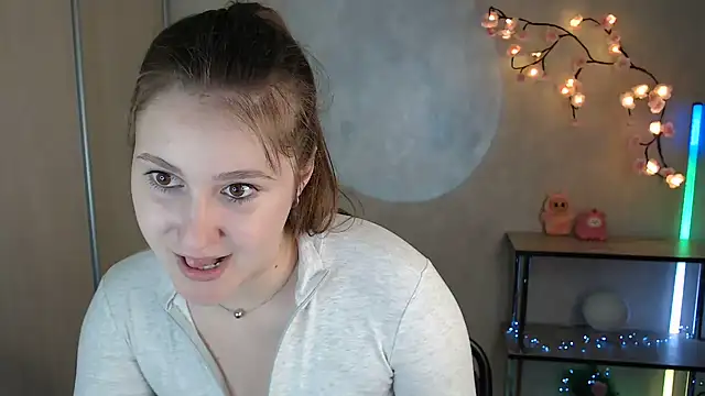 Milka kamila online show from May 25, 12:44 pm
