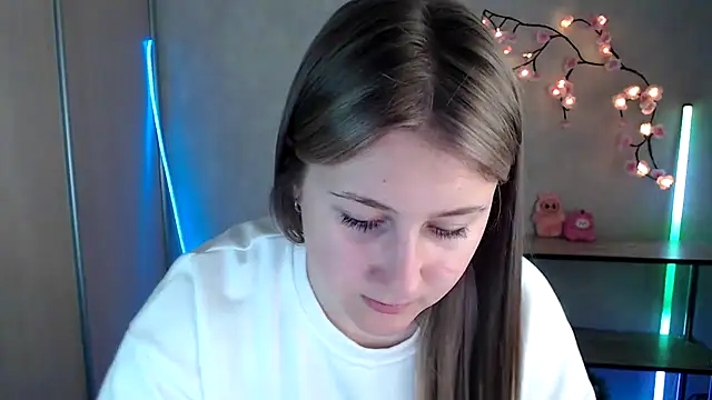 Milka kamila online show from May 30, 12:02 pm