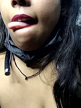 aliyaa9900 online show from November 9, 7:23 pm