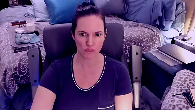 ninajaymes online show from December 28, 11:05 pm