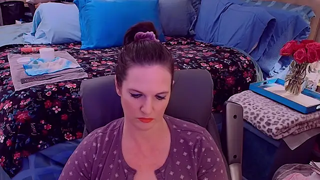 ninajaymes online show from October 3, 11:13 pm