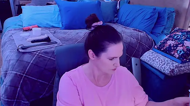 ninajaymes online show from April 10, 10:09 am