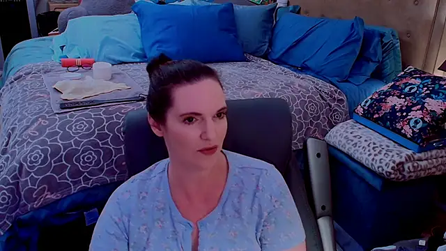ninajaymes online show from June 24, 3:38 am