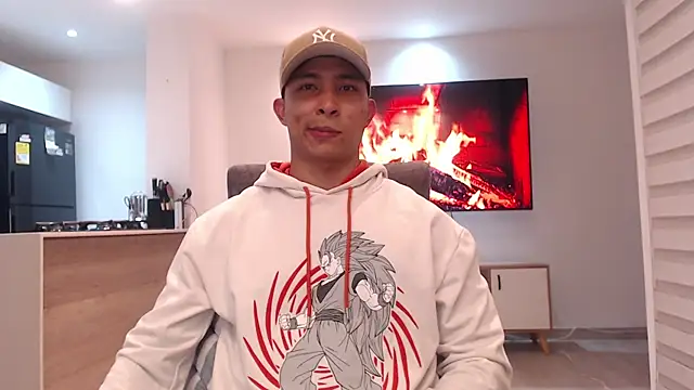 Snapshot of Auron_Demon01 chatting on September 10, 4:34 am Auron Demon01 online show from September 10, 4:34 am