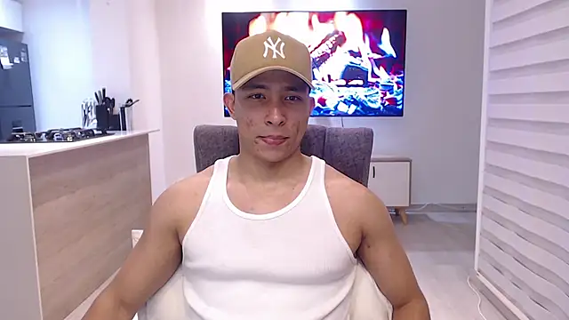 Snapshot of Auron_Demon01 chatting on September 24, 1:53 am Auron Demon01 online show from September 24, 1:53 am