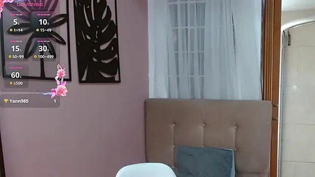 Snapshot of amara_rousse1 chatting on February 11, 1:05 pm amara rousse1 online show from February 11, 1:05 pm