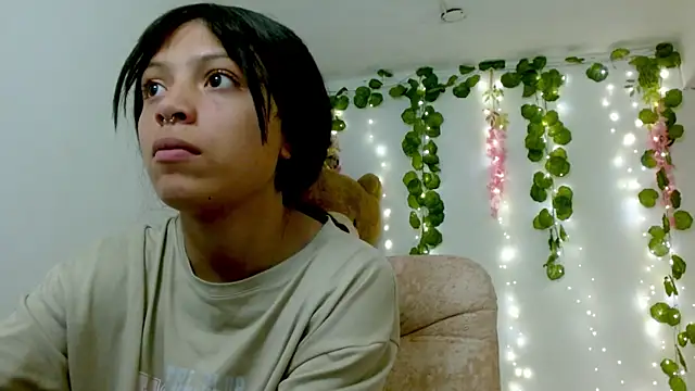 EIVIY1609 online show from November 12, 2:28 pm