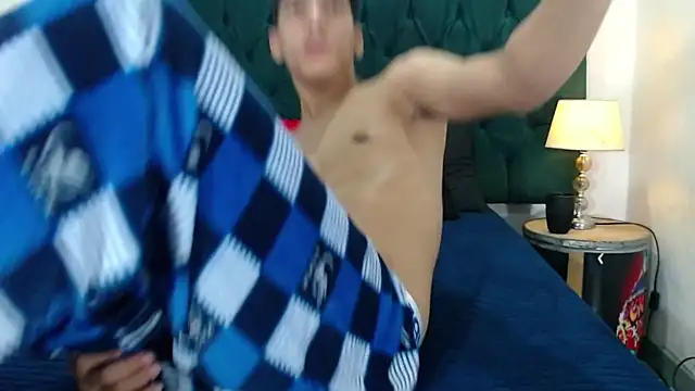 Ariatnaanddilan online show from December 19, 9:55 pm