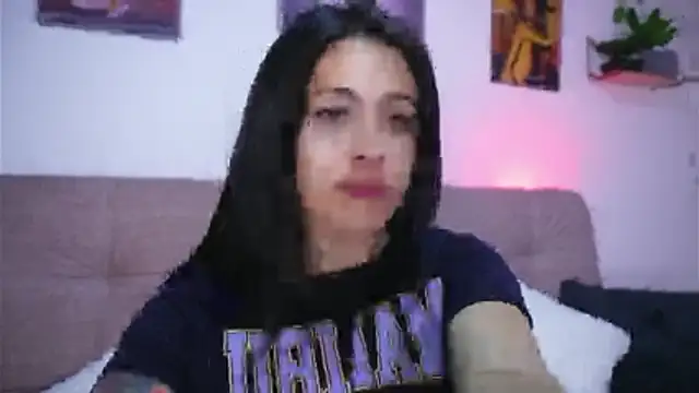 SophiieCumsx online show from May 23, 3:23 am