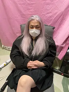 Snapshot of Kasumi1127 chatting on September 12, 2:17 pm Kasumi1127 online show from September 12, 2:17 pm