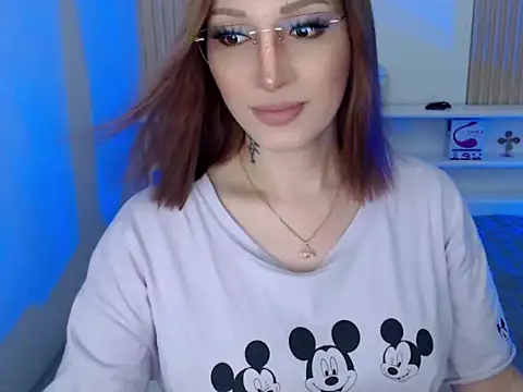 toni 0601 online show from December 18, 3:47 am