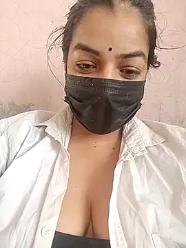 Snapshot of the_saavi chatting on December 21, 3:57 am the saavi online show from December 21, 3:57 am