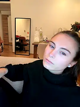 SophiiaStarr online show from November 8, 6:40 pm