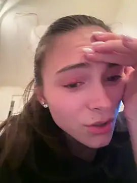 SophiiaStarr online show from April 15, 6:48 pm