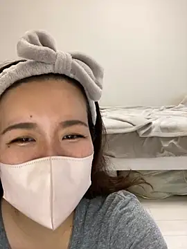 NATSUMI00 online show from October 20, 5:52 am