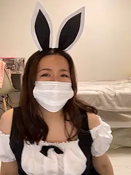 NATSUMI00 online show from October 31, 5:30 am