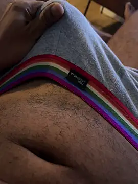 Snapshot of Hiuwee chatting on March 6, 10:39 pm Hiuwee online show from March 6, 10:39 pm