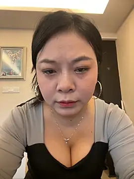 smgirls online show from November 15, 9:17 am