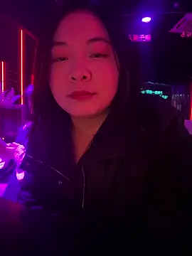 smgirls online show from December 14, 4:12 pm