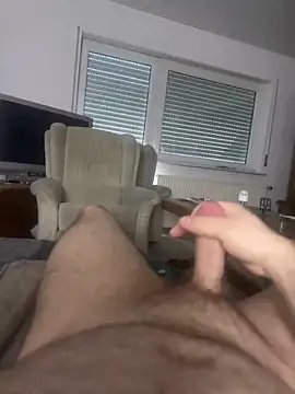 flamur albania online show from April 14, 5:52 pm