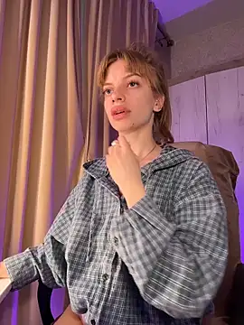 Snapshot of mari__papi chatting on March 19, 2:54 pm mari papi online show from March 19, 2:54 pm