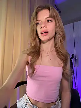 mari  papi online show from May 15, 3:41 pm