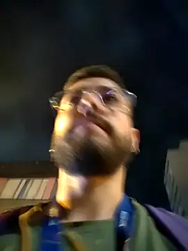 Snapshot of DanteWinter chatting on January 10, 2:13 am DanteWinter online show from January 10, 2:13 am