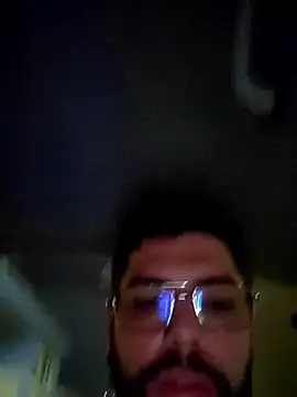 Snapshot of DanteWinter chatting on February 1, 2:43 am DanteWinter online show from February 1, 2:43 am