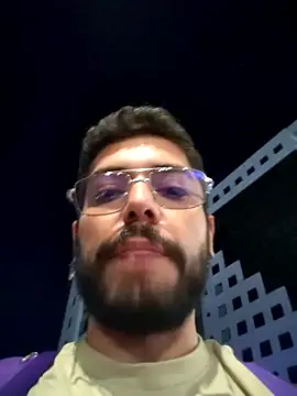 Snapshot of DanteWinter chatting on February 9, 1:42 am DanteWinter online show from February 9, 1:42 am