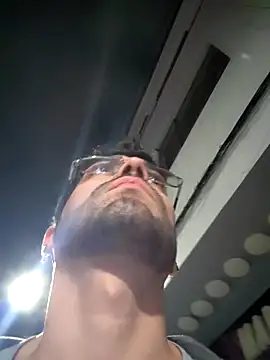 Snapshot of DanteWinter chatting on February 11, 2:16 am DanteWinter online show from February 11, 2:16 am