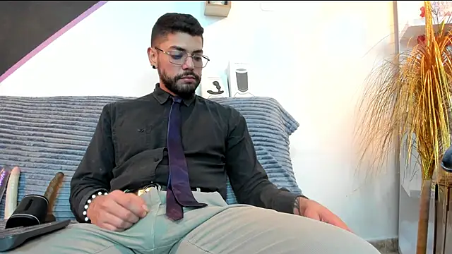 Snapshot of DanteWinter chatting on February 27, 4:12 am DanteWinter online show from February 27, 4:12 am