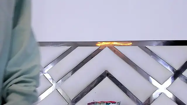 MarianRosse online show from November 28, 7:05 pm