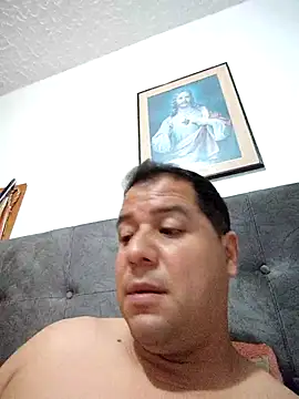 latinblack16 online show from March 19, 3:21 am