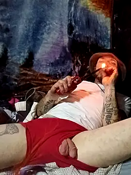 Mrluckstick online show from April 20, 6:20 pm