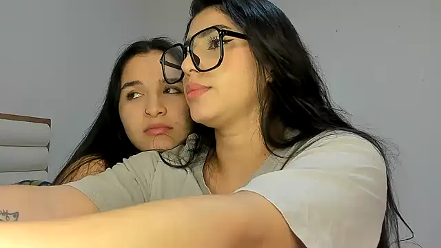 Sweet and Rous0 online show from February 5, 3:33 am