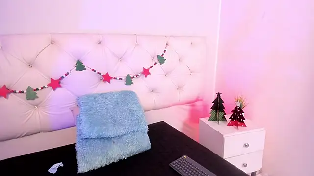 Ambeer fox  online show from December 1, 8:14 pm